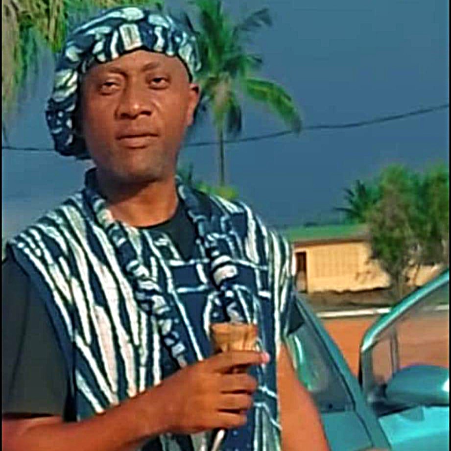 Ndongmo Victor, chef commercial